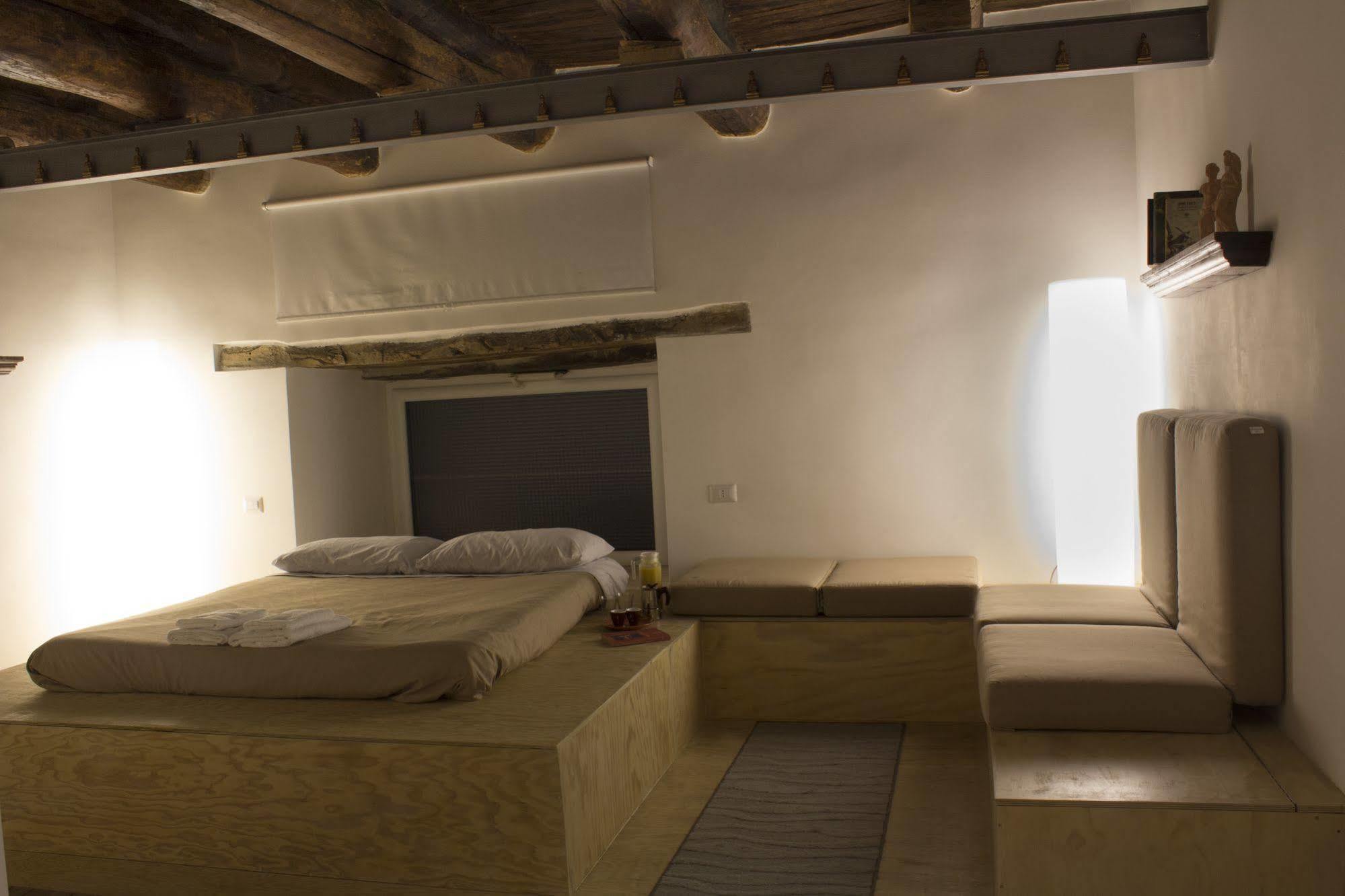Casa Latina Panzió Nápoly Kültér fotó