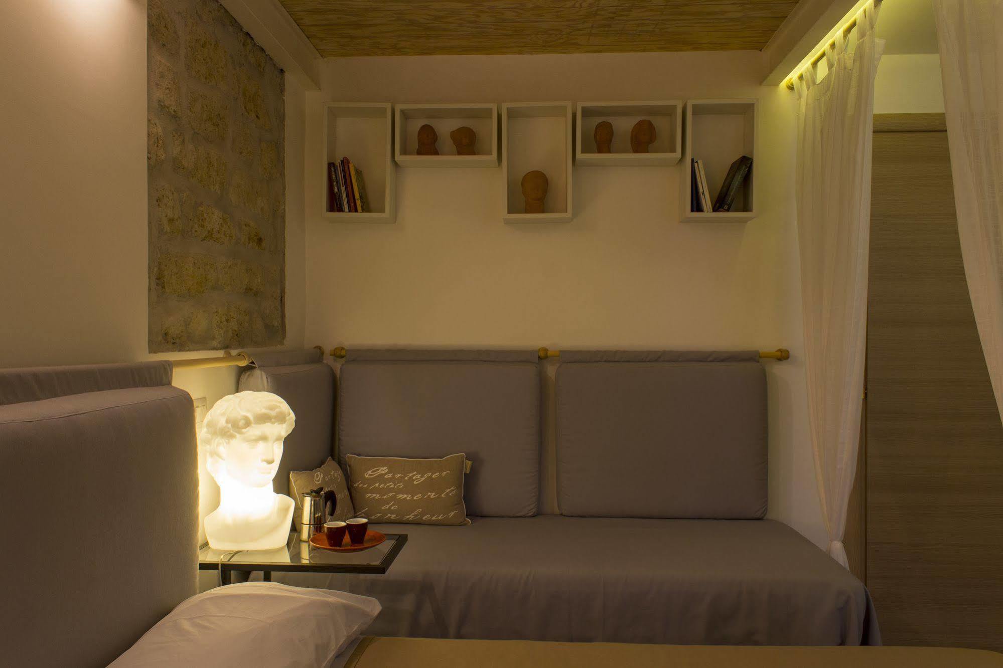 Casa Latina Panzió Nápoly Kültér fotó